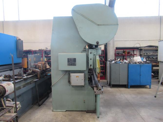 STANKOIMPORT И 1330 A